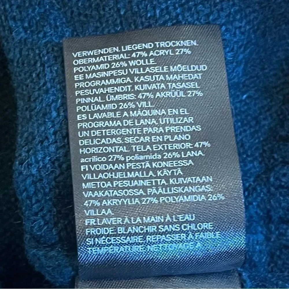 H&M Wool Blend Crew Neck Long Sleeved Sweater Blue Size Small
